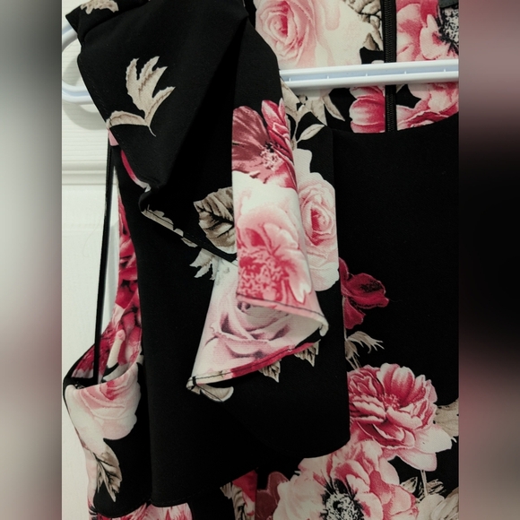 Black and Pink Sleeveless Sheath Midi Dress for Weddings - Picture 3 of 5